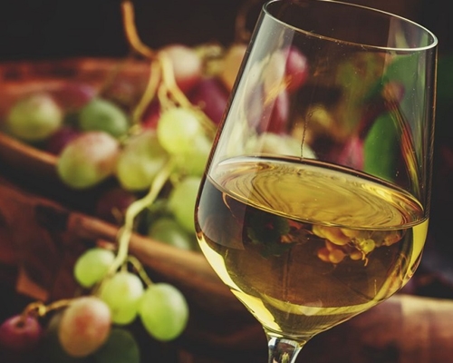 tienda de vinos en Las Navas del Marqués Ávila